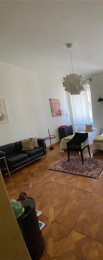 Alla Scalinata Del Teatro Rossetti Parcheggio Τεργέστη Εξωτερικό φωτογραφία