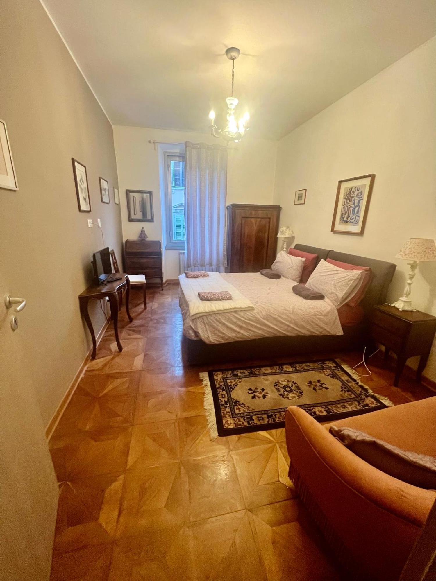 Alla Scalinata Del Teatro Rossetti Parcheggio Τεργέστη Εξωτερικό φωτογραφία